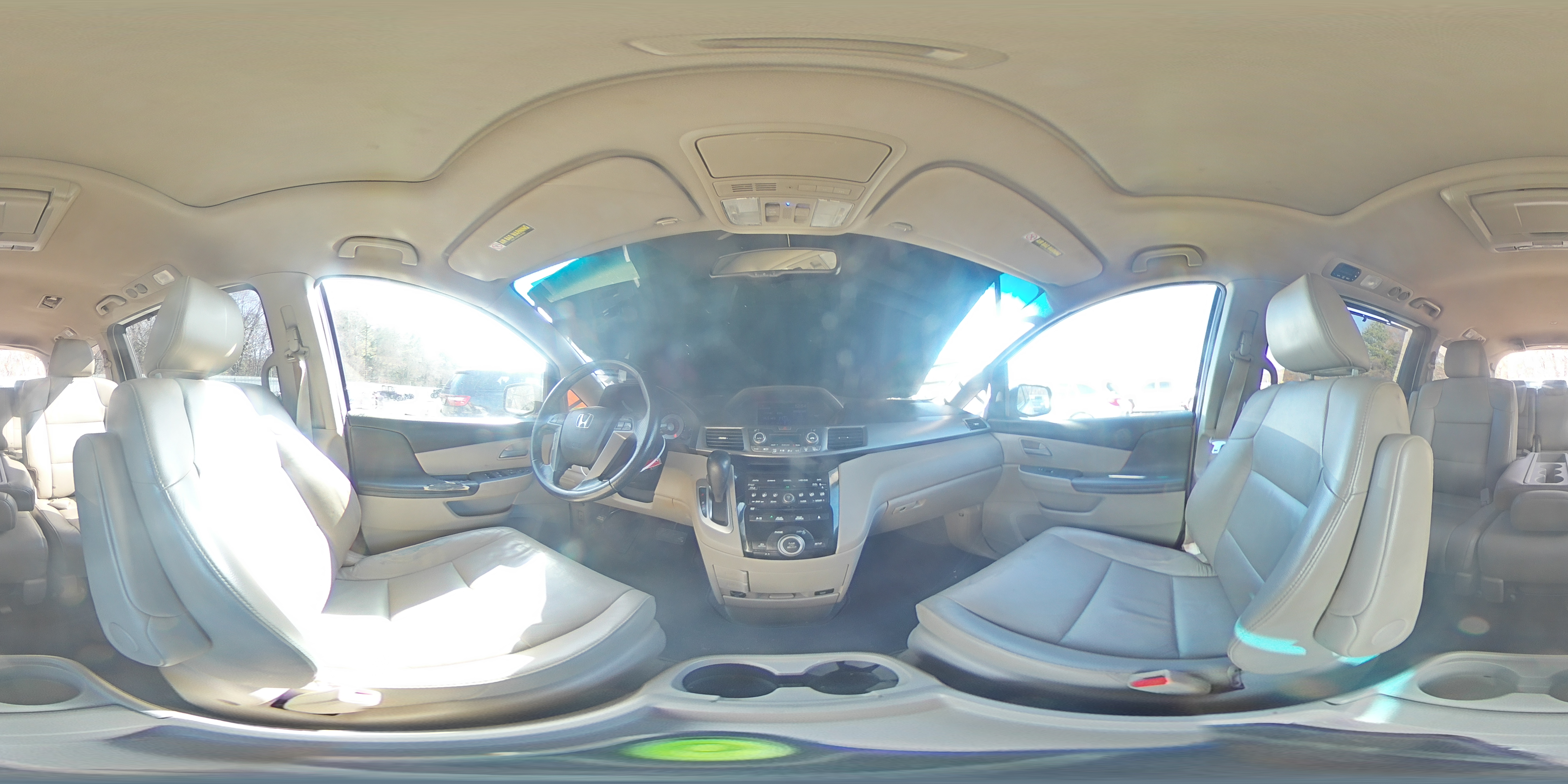 2012 Honda Odyssey - Image 14