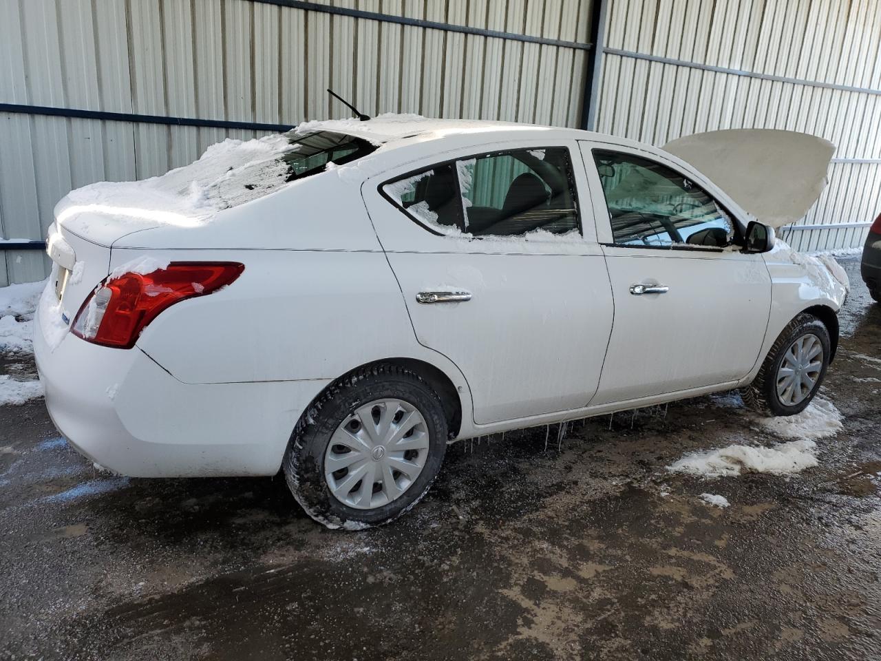 2012 Nissan Versa - Image 3