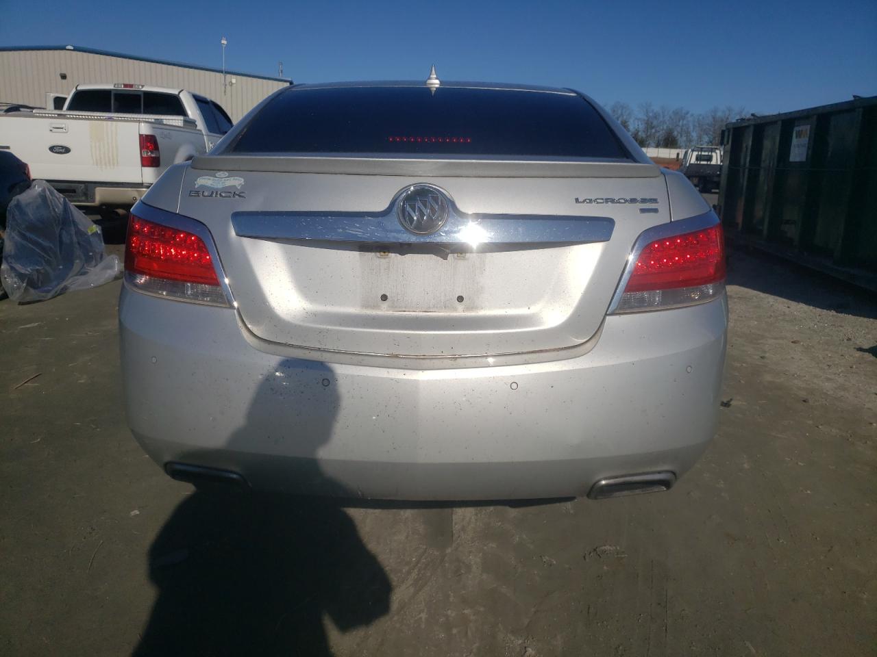 2010 Buick LaCrosse - Image 6