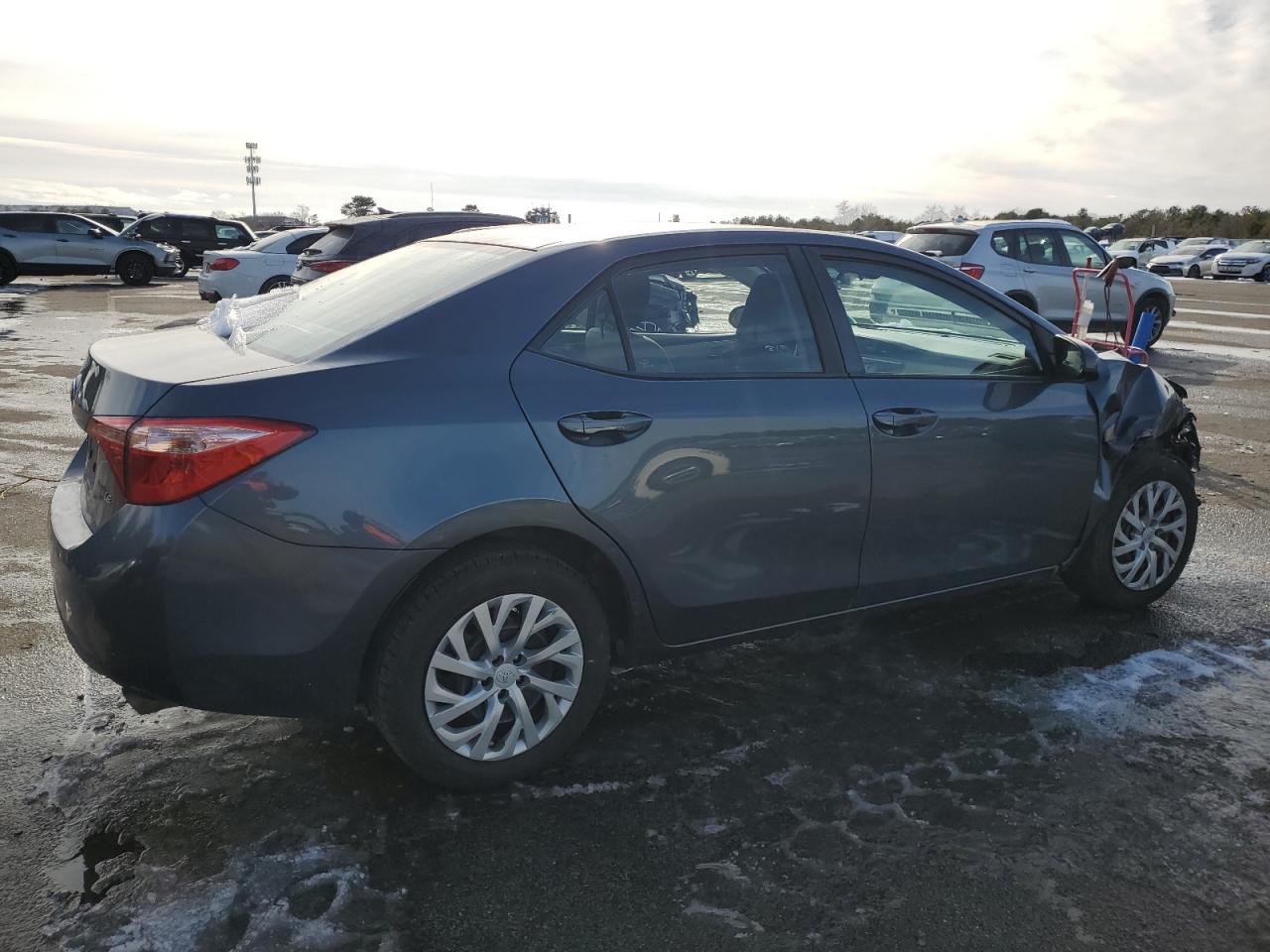 2018 Toyota Corolla - Image 3