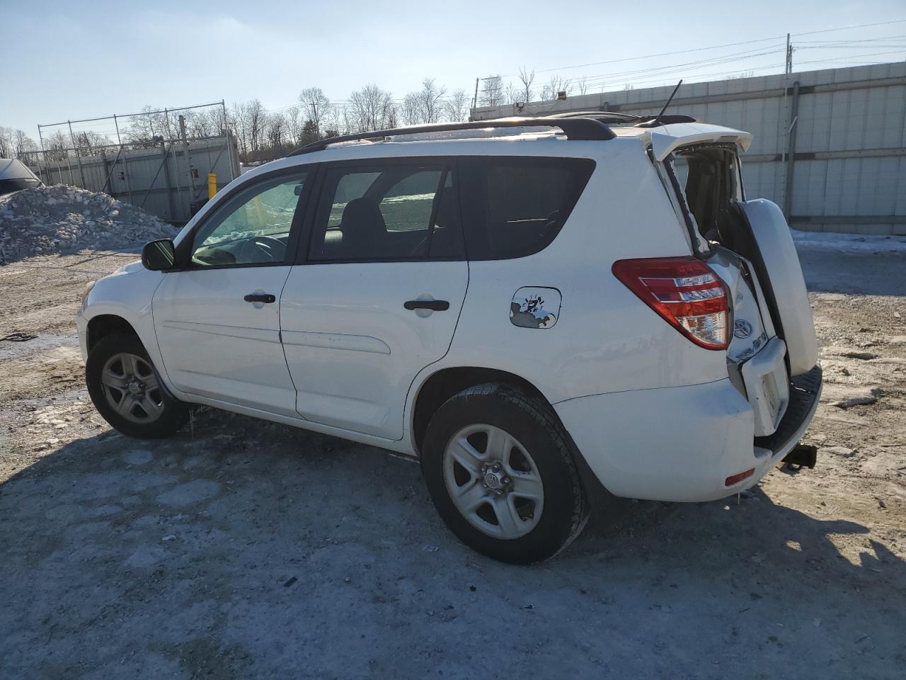 2010 Toyota RAV 4 - Image 2