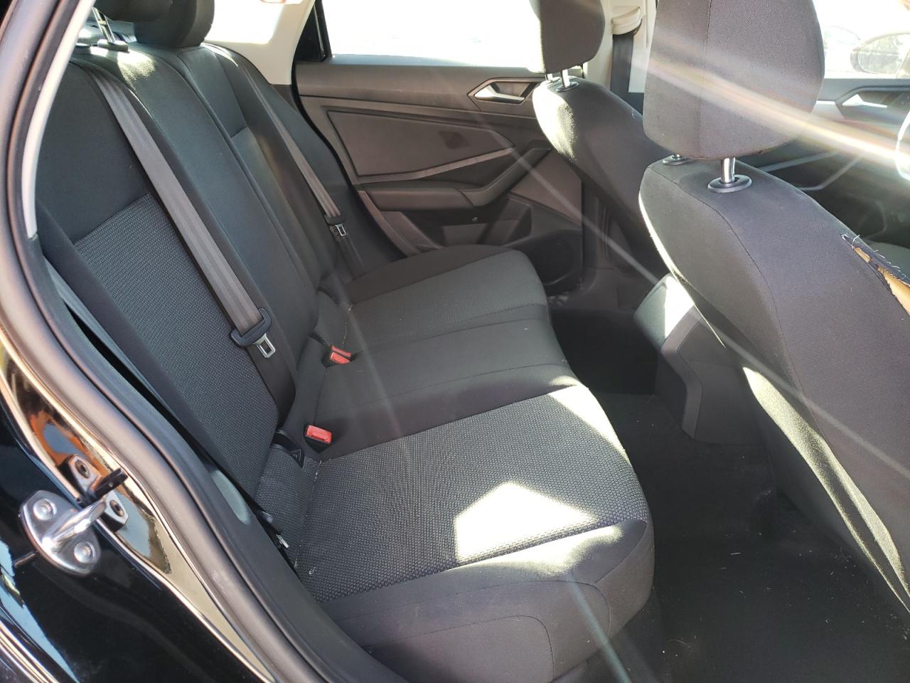 2021 Volkswagen Jetta - Image 11
