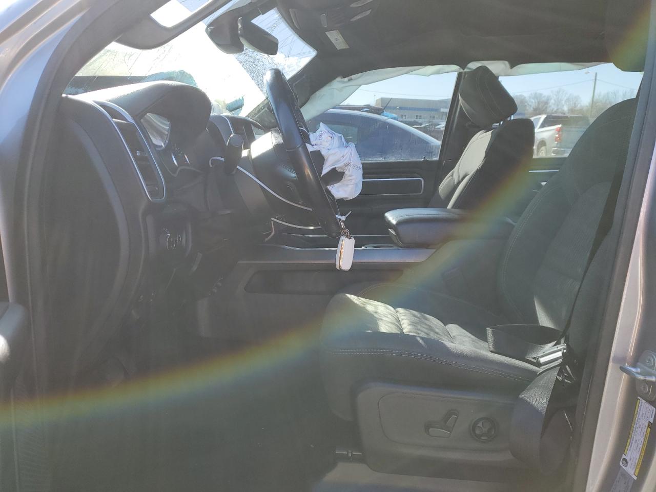 2021 RAM 1500 - Image 7