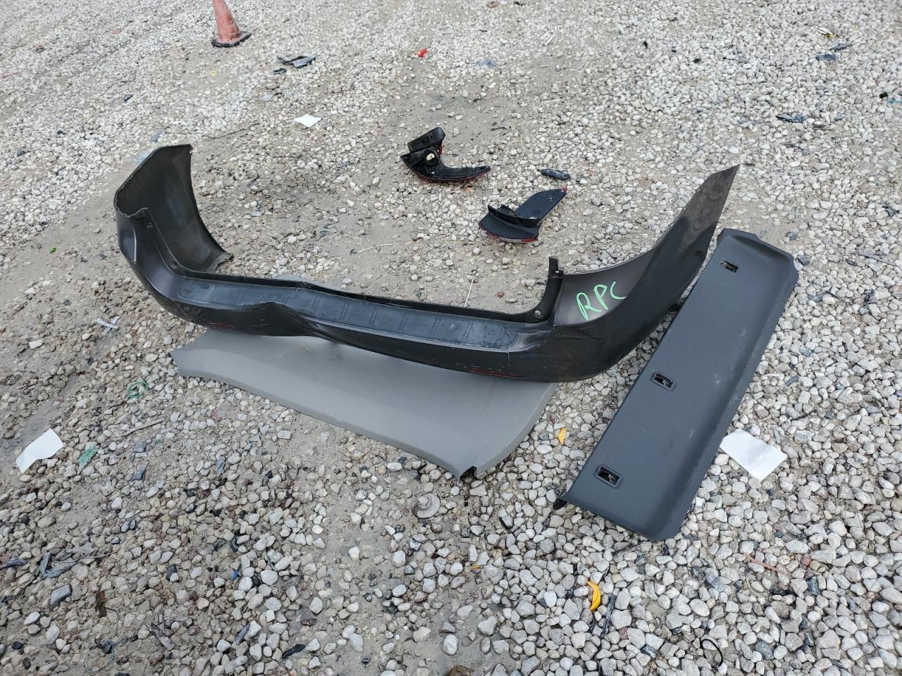 2017 Toyota Sienna - Image 13