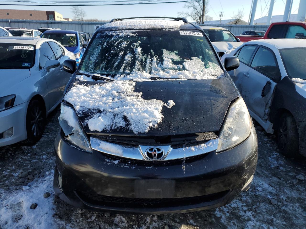 2008 Toyota Sienna - Image 5