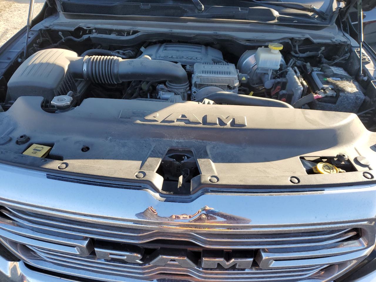 2020 RAM 1500 - Image 11