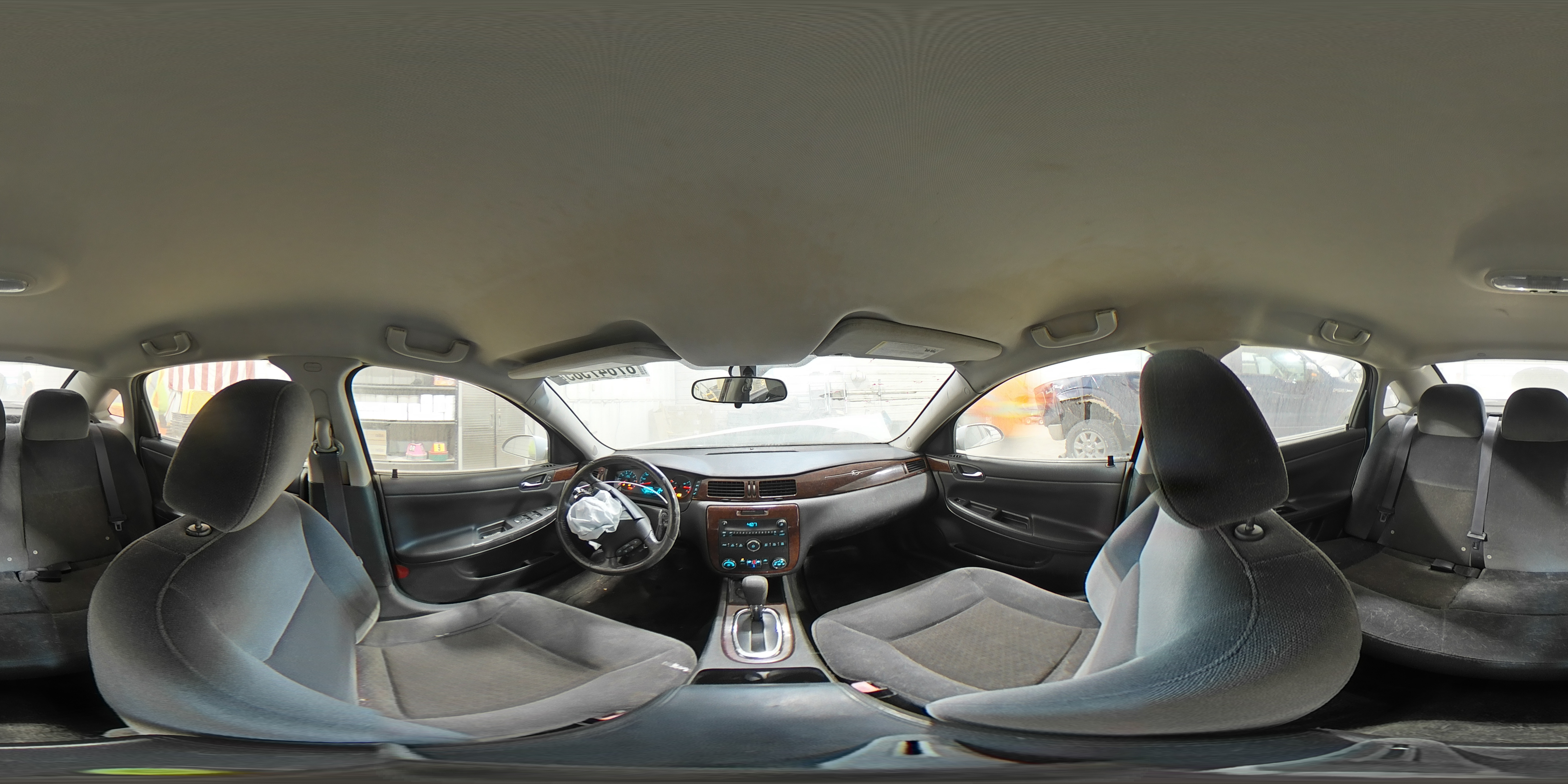 2011 Chevrolet Impala - Image 12