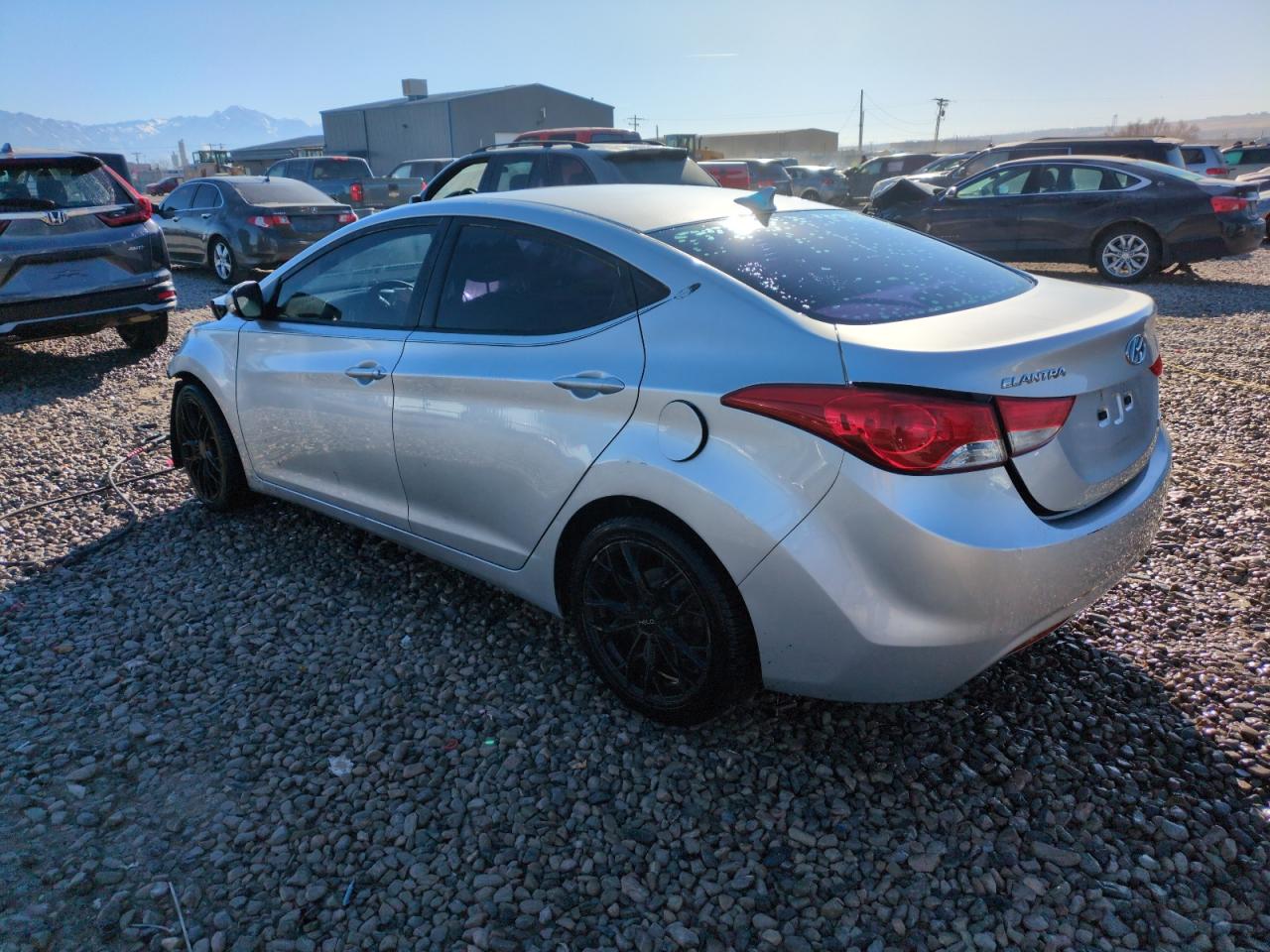 2012 Hyundai Elantra - Image 2