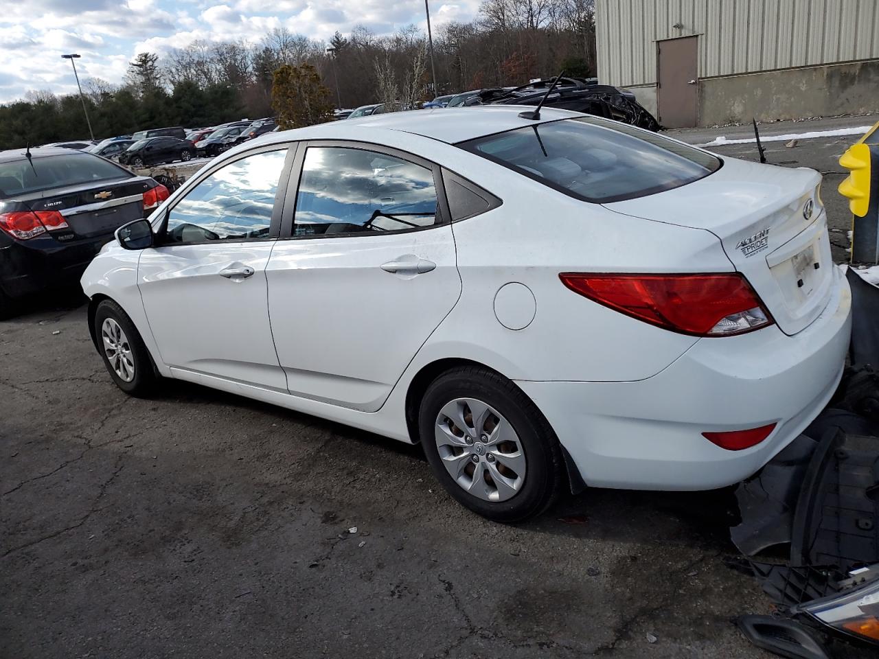 2015 Hyundai Accent - Image 2