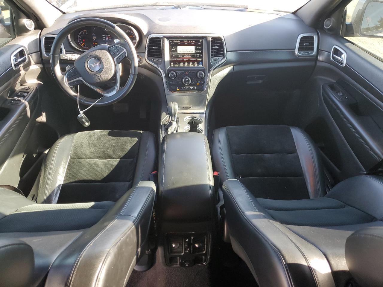 2017 Jeep Grand Cherokee - Image 8