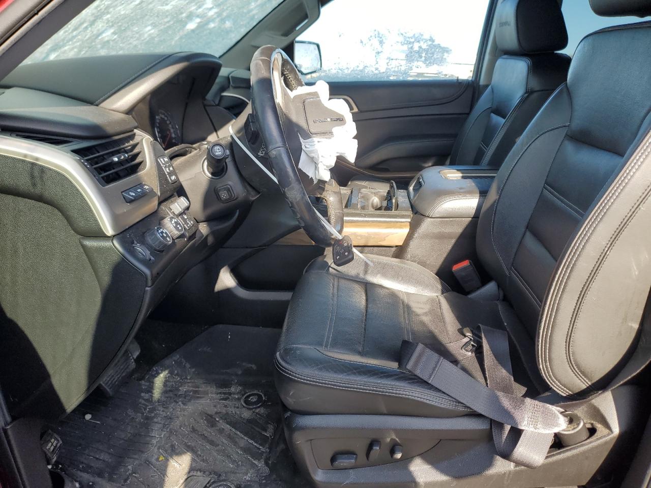 2018 GMC Yukon - Image 7