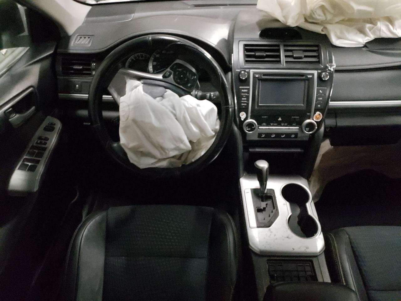 2013 Toyota Camry - Image 8