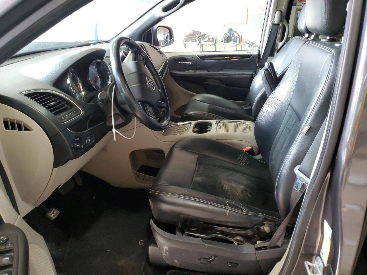 2018 Dodge Caravan - Image 7