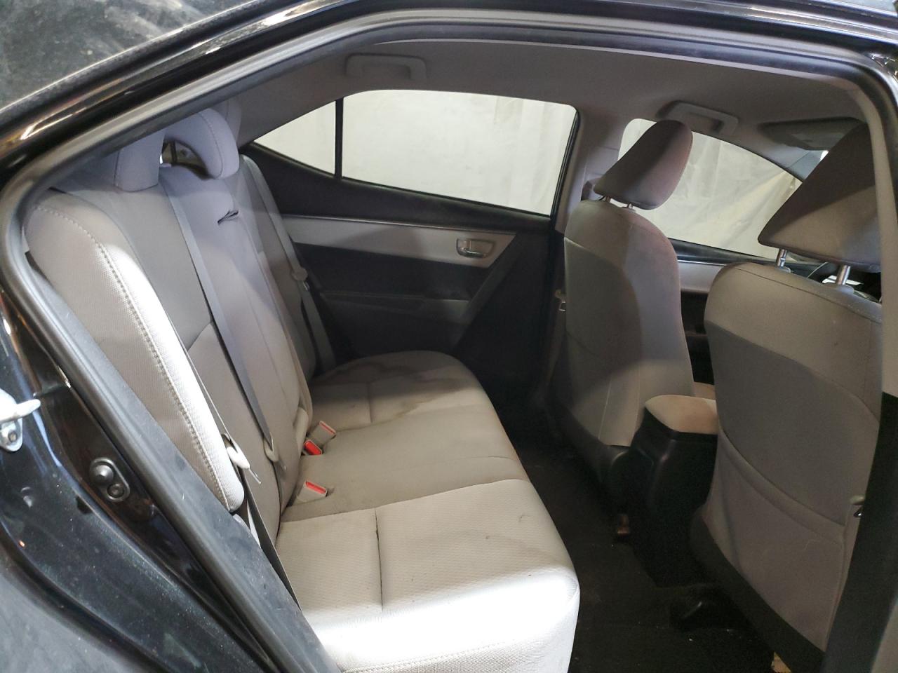 2015 Toyota Corolla - Image 10