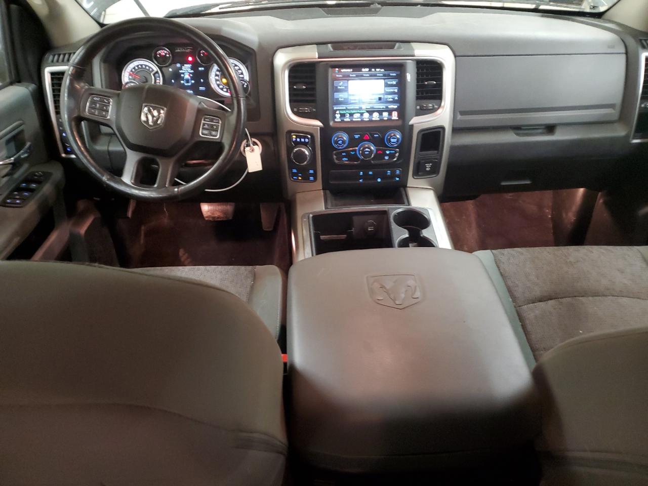 2015 RAM 1500 - Image 8