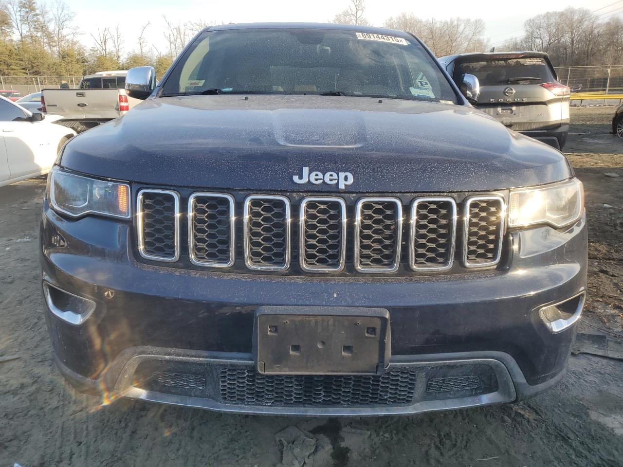 2017 Jeep Grand Cherokee - Image 5