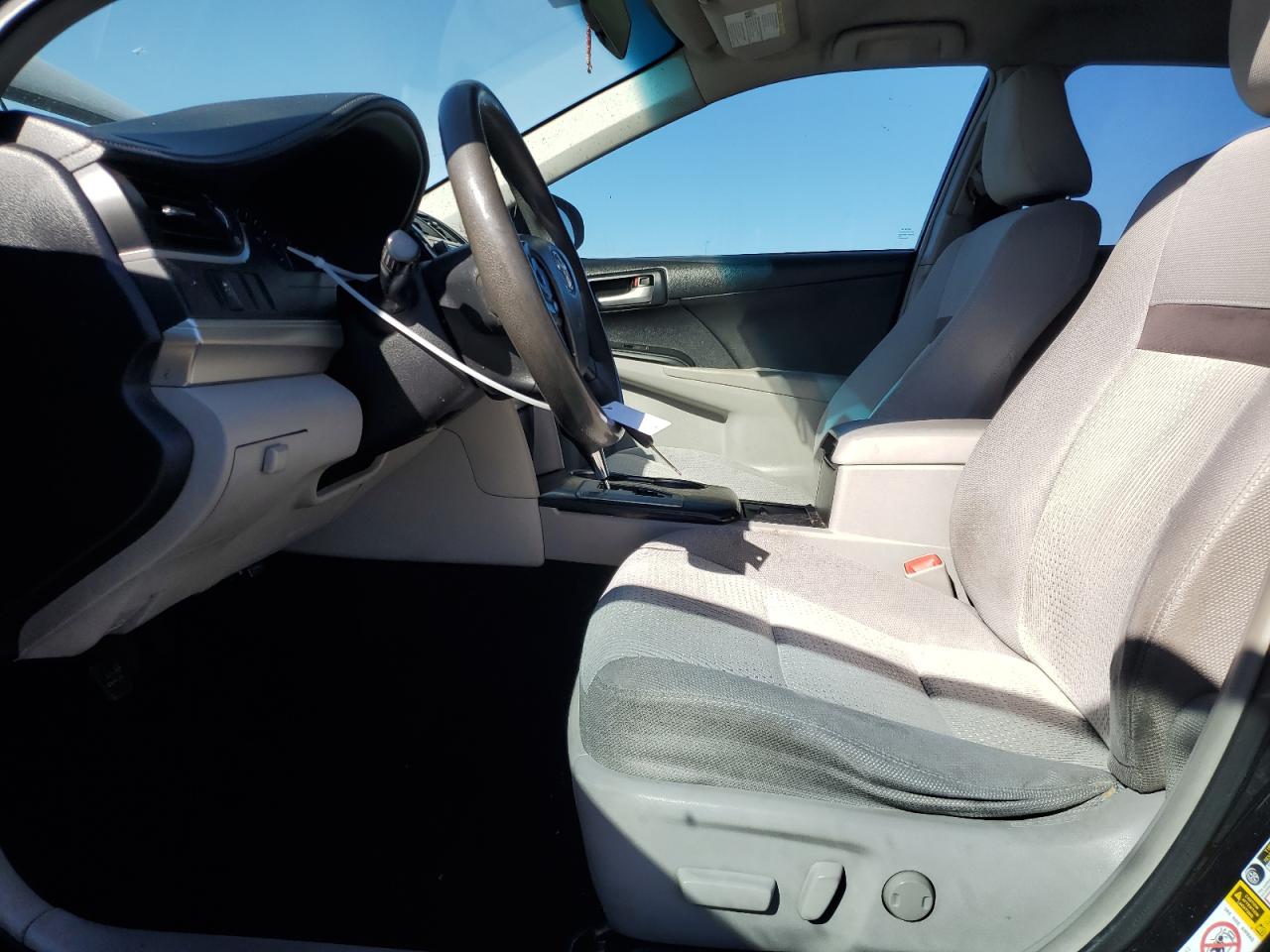 2014 Toyota Camry - Image 7