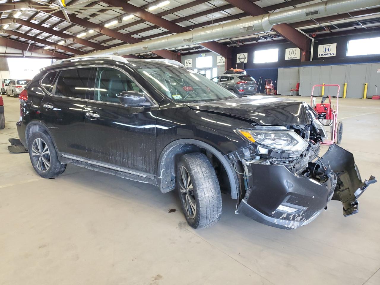 2017 Nissan Rogue - Image 4