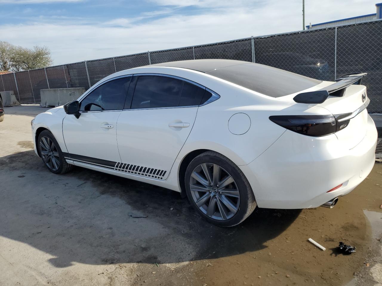 2018 Mazda 6 - Image 2
