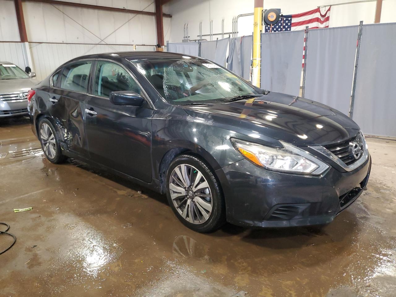 2016 Nissan Altima - Image 4