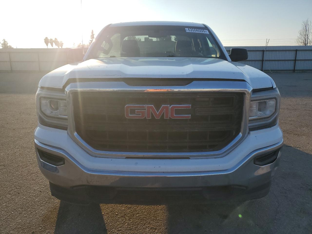 2019 GMC Sierra - Image 5