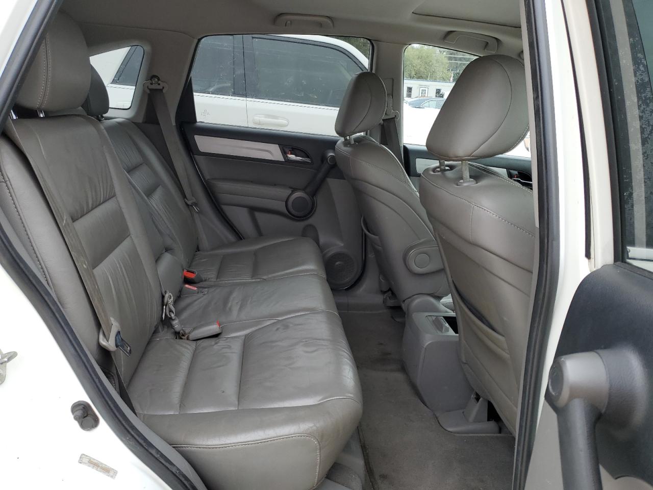 2011 Honda CR-V - Image 10