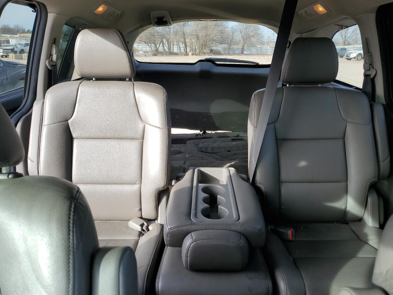 2014 Honda Odyssey - Image 10