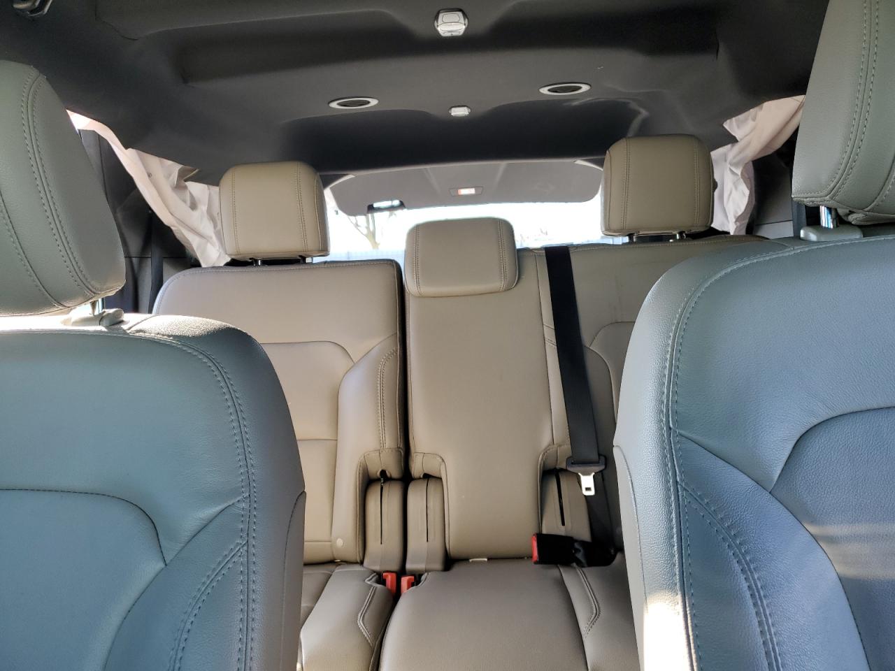 2018 Ford Explorer - Image 10