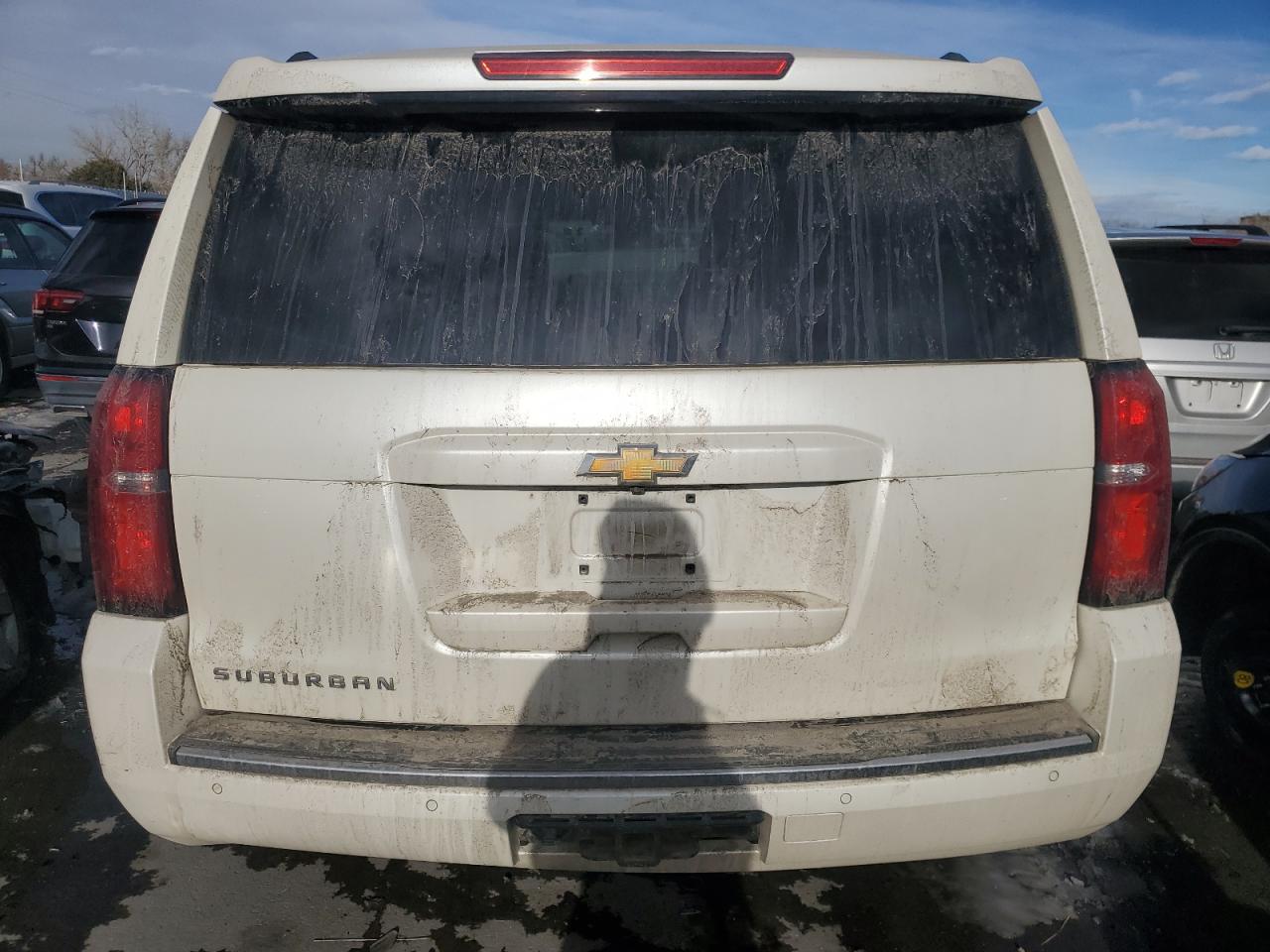 2015 Chevrolet Suburban - Image 6
