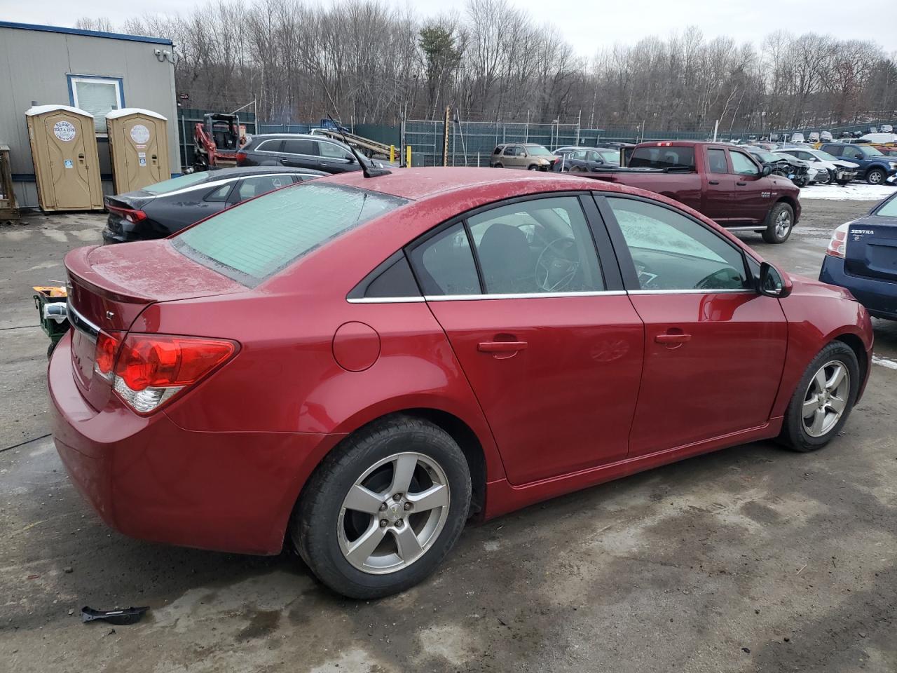 VIN 1G1PC5SB8D7170114 2013 CHEVROLET CRUZE no.3