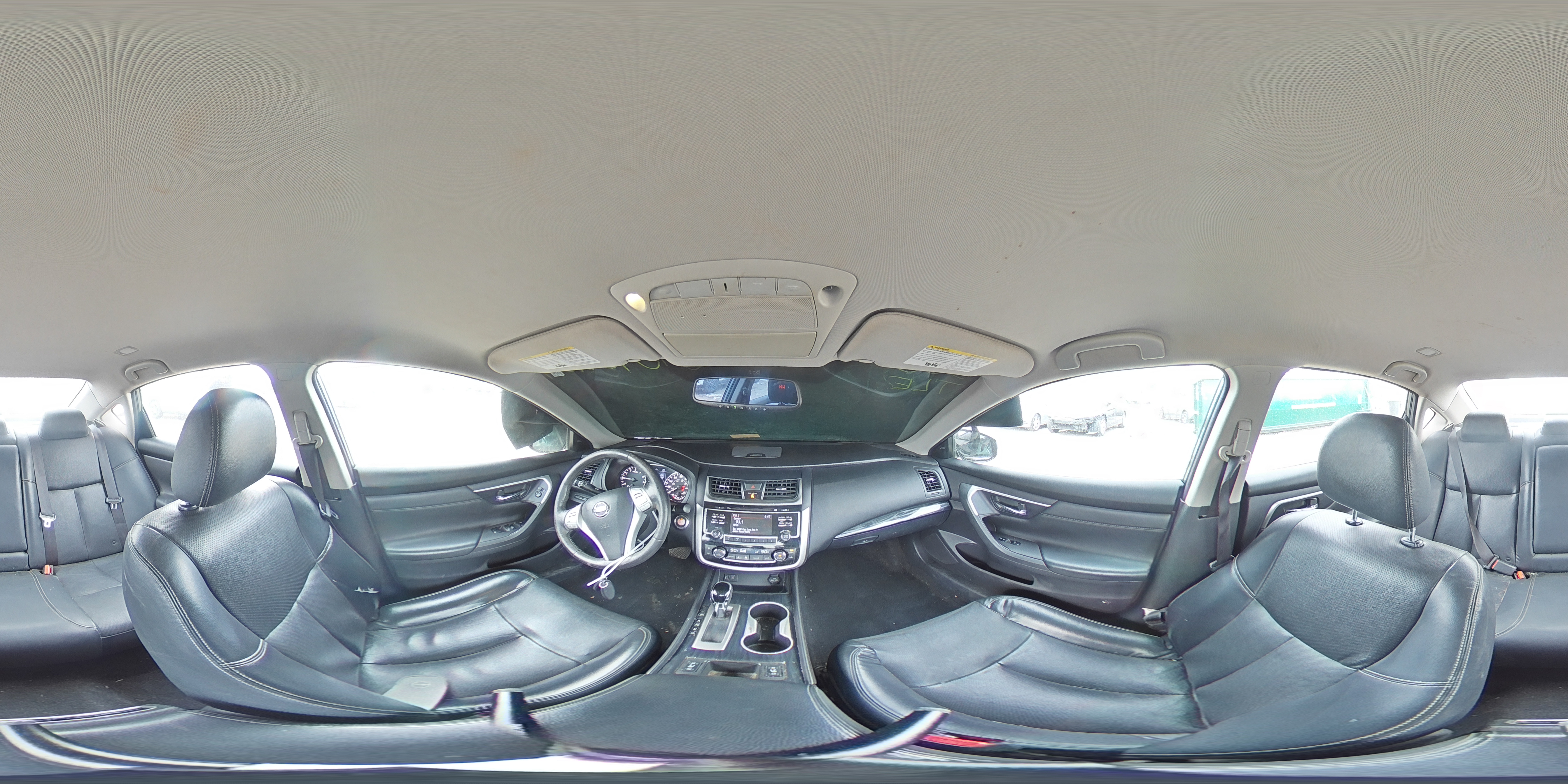 2018 Nissan Altima - Image 13