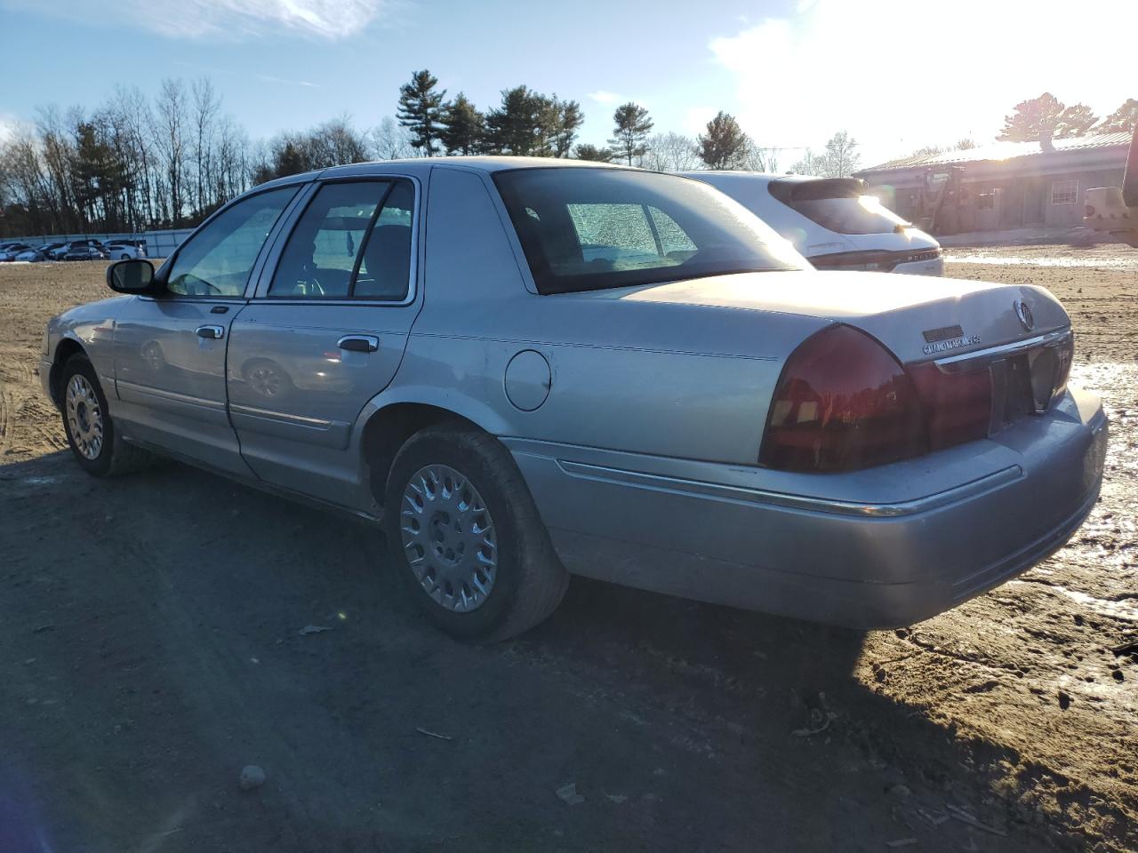 2003 Mercury Grand Marquis - Image 2