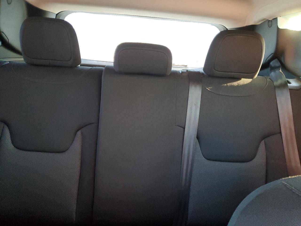 2019 Jeep Renegade - Image 10