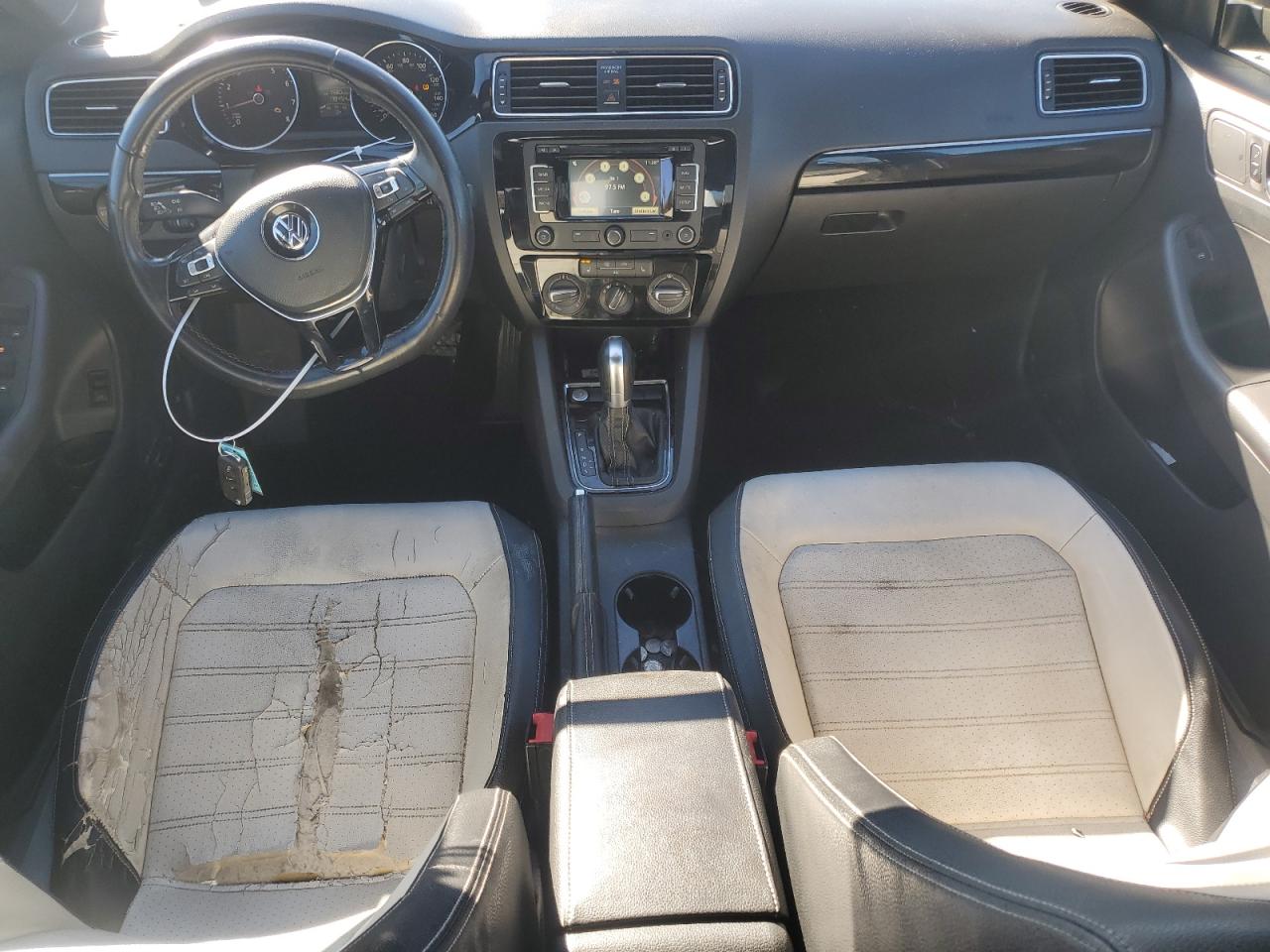 2015 Volkswagen Jetta - Image 8