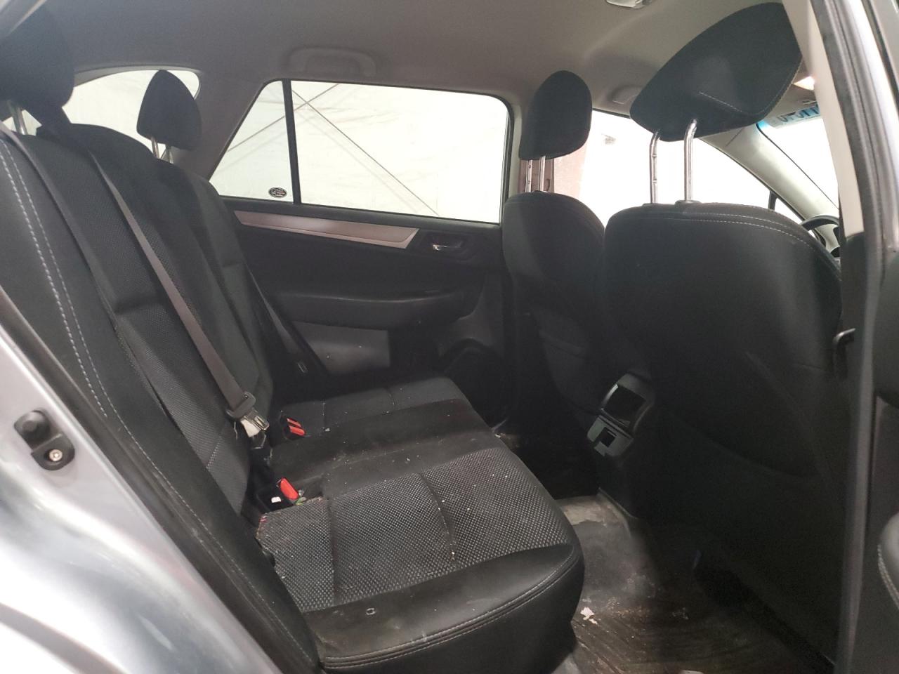 2019 Subaru Outback - Image 10