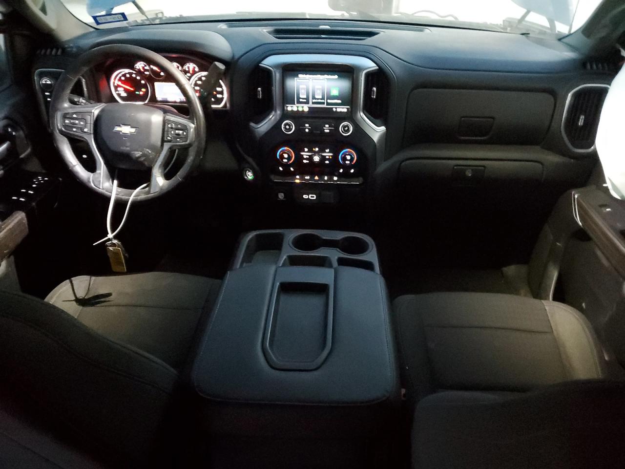 2021 Chevrolet Silverado - Image 8