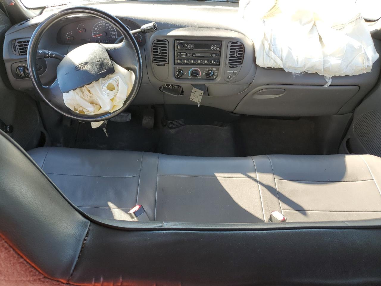 2001 Ford F-150 - Image 8