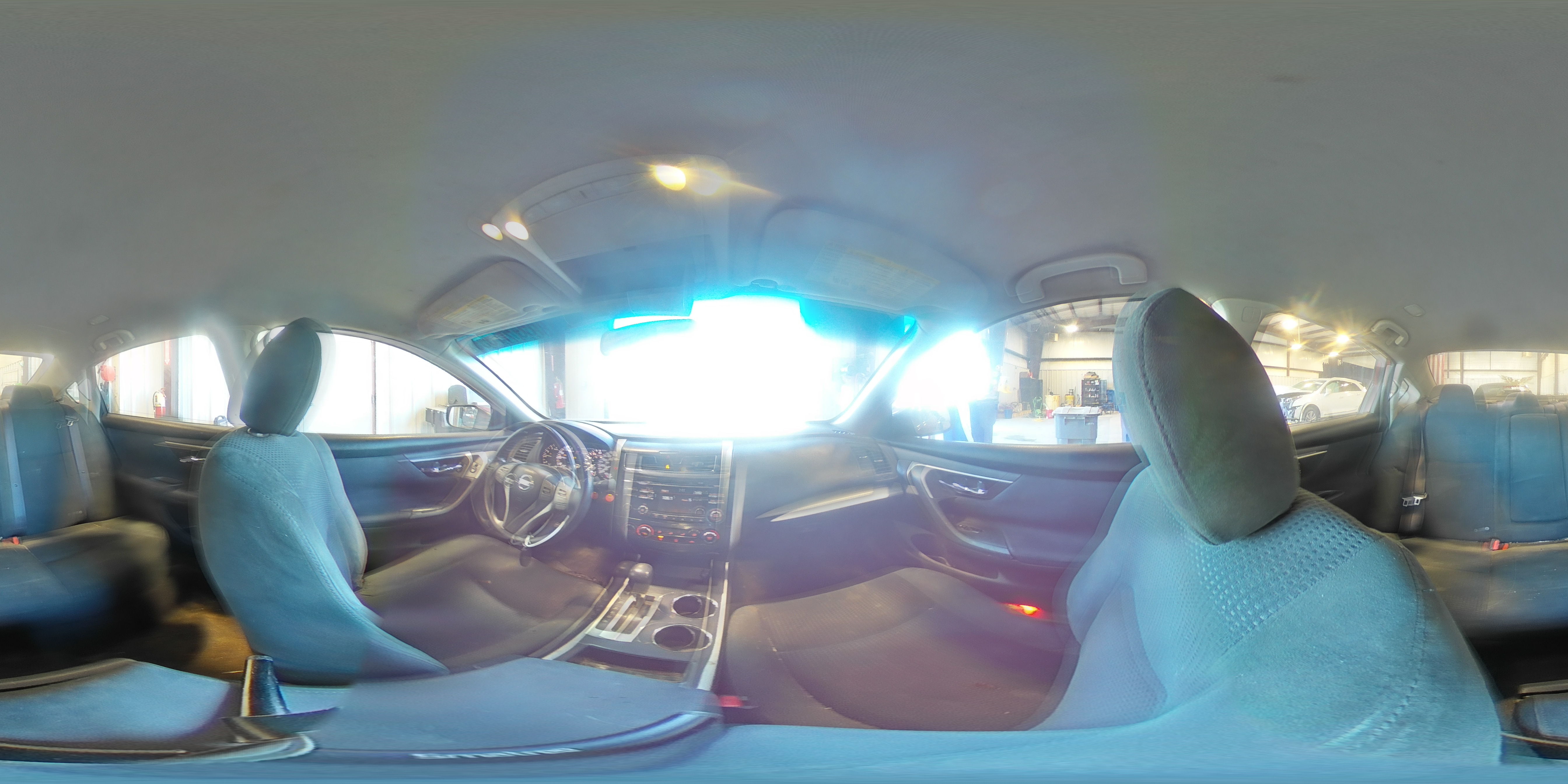2015 Nissan Altima - Image 13