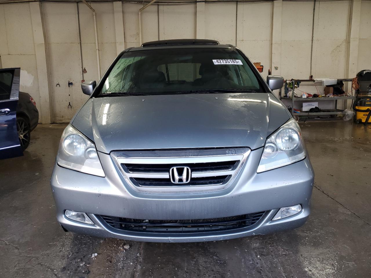 2005 Honda Odyssey - Image 5