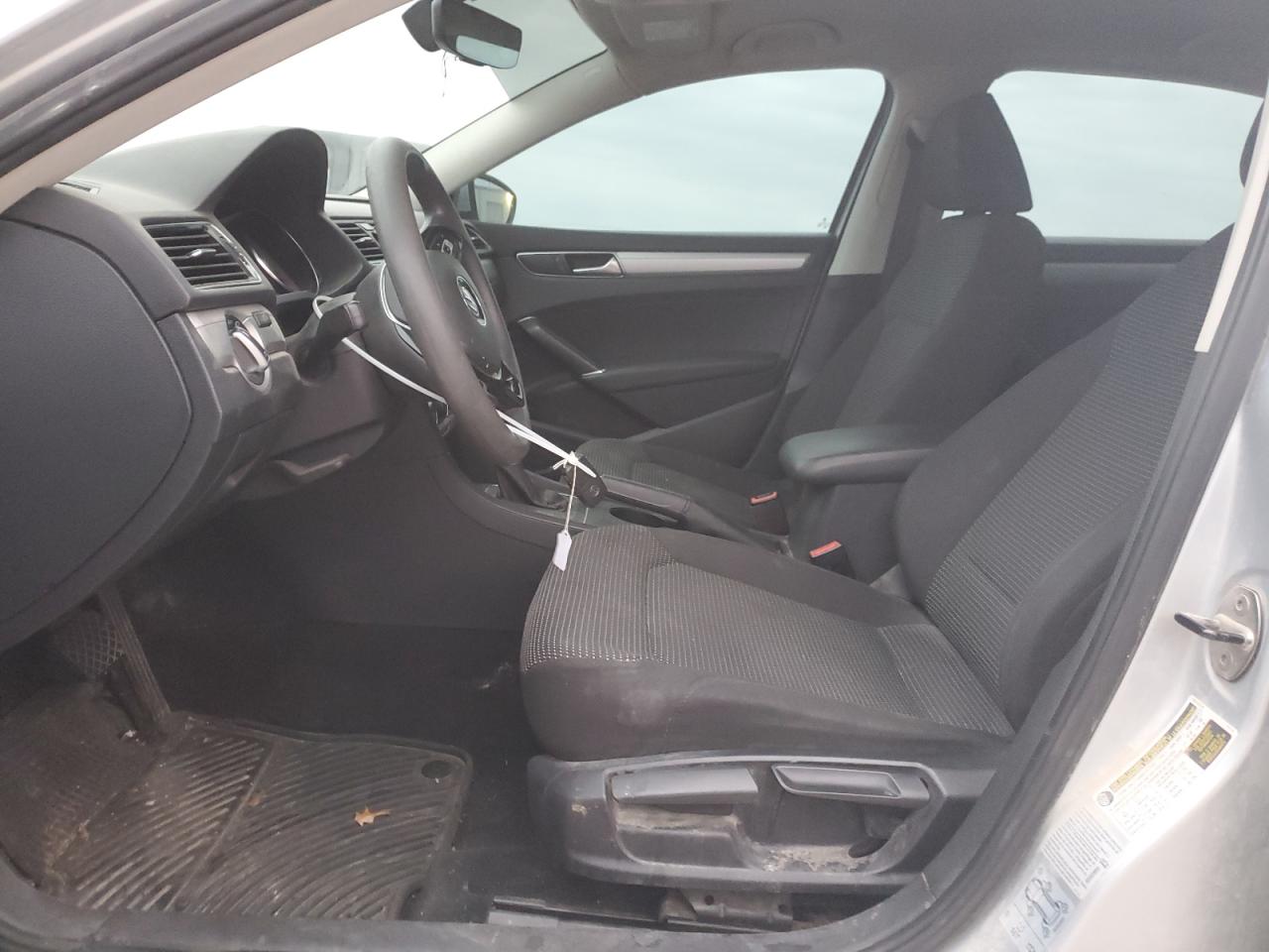 2017 Volkswagen Passat S VIN: 1VWAT7A31HC010024 Lot: 86727784