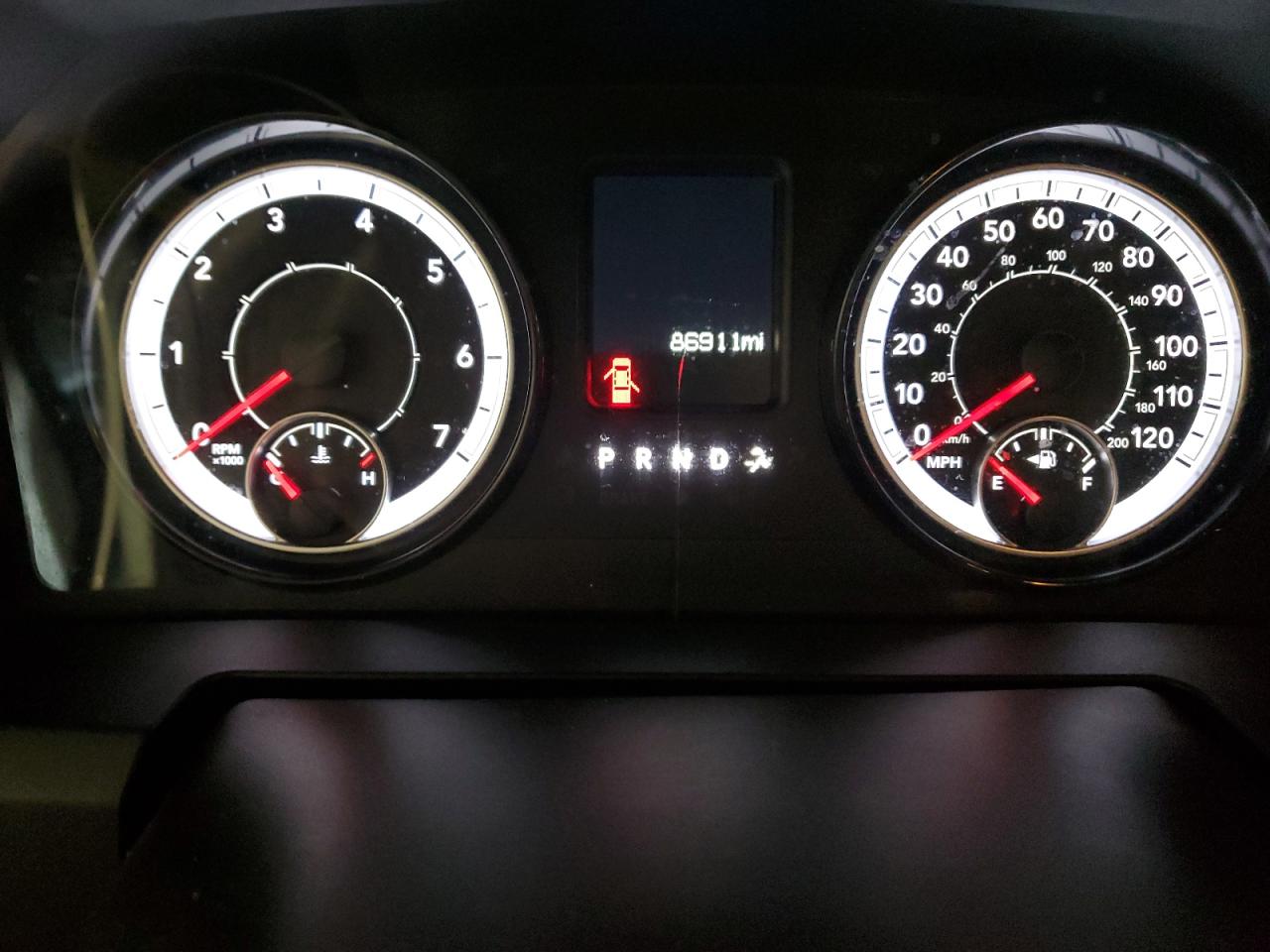 2020 RAM 1500 - Image 9