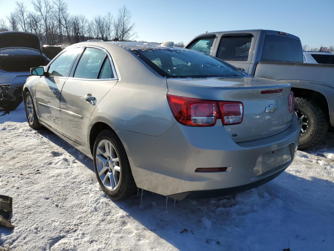 2015 Chevrolet Malibu - Image 2