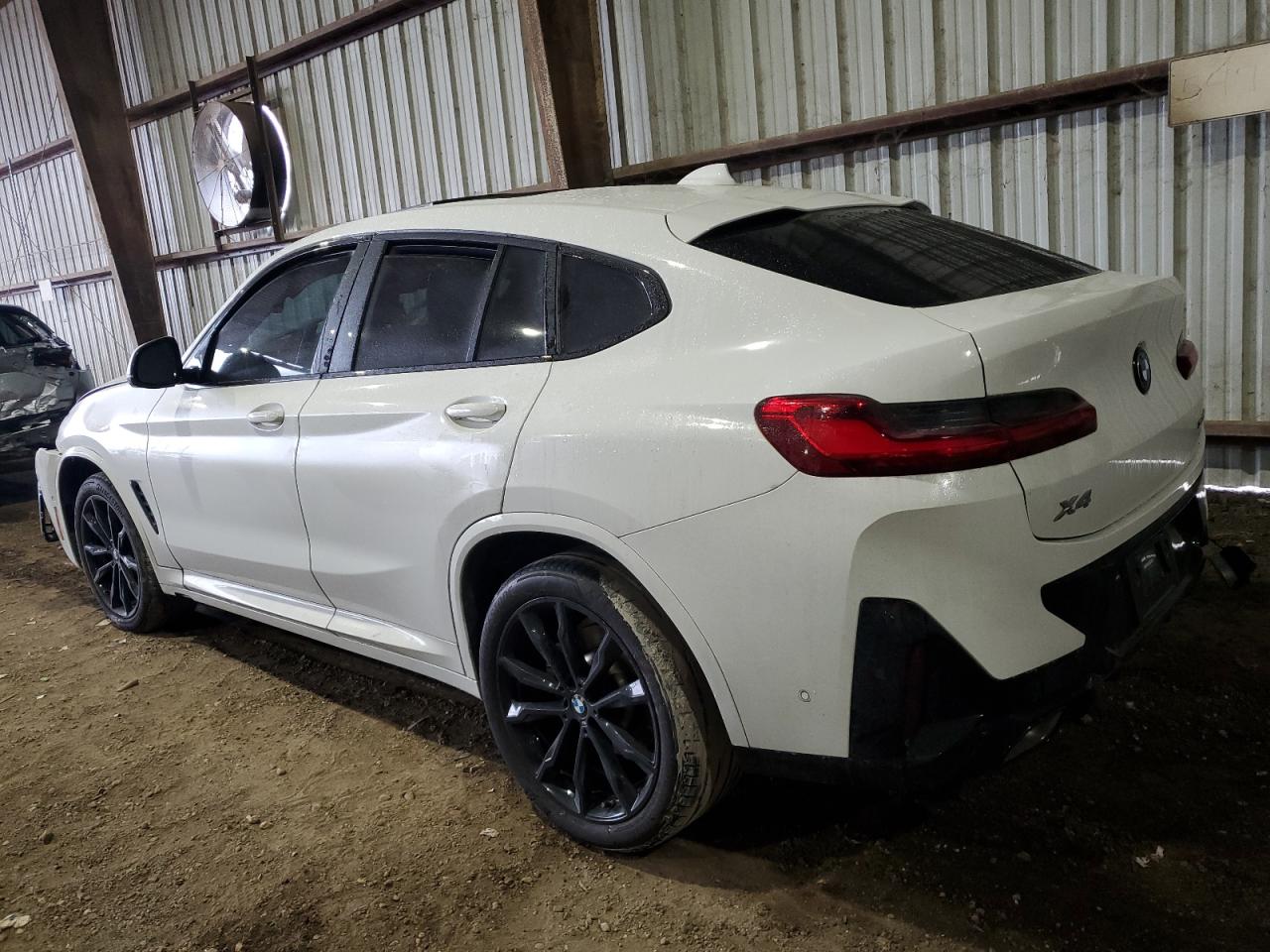 2023 BMW X4 - Image 2