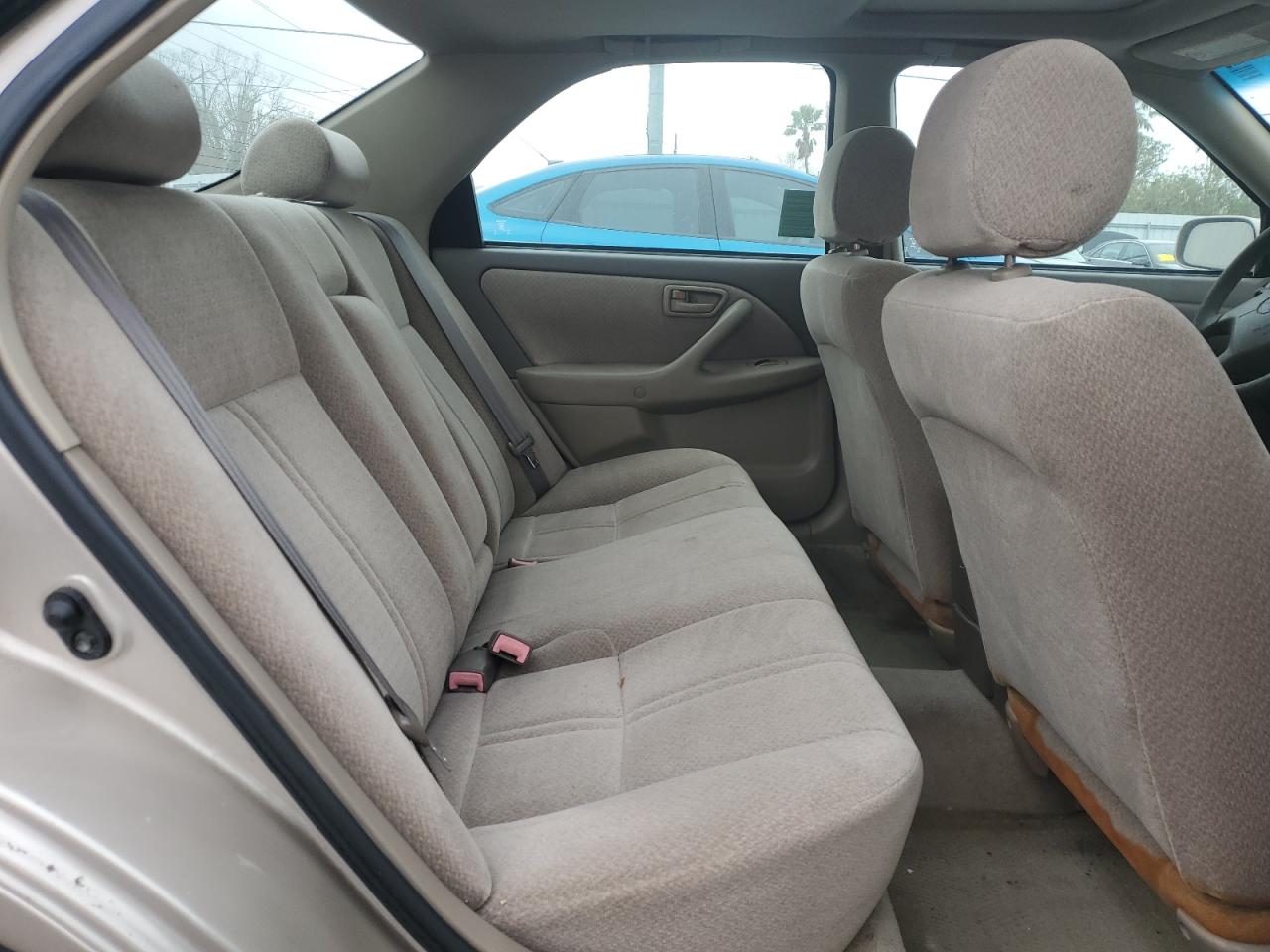 2000 Toyota Camry - Image 10