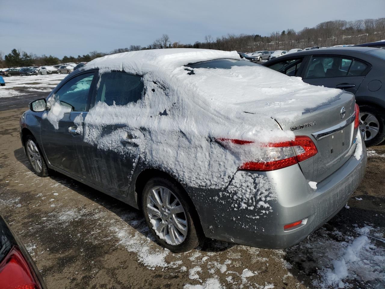 2014 Nissan Sentra - Image 2