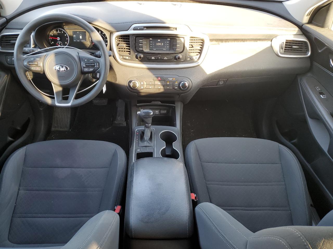 2016 Kia Sorento - Image 8