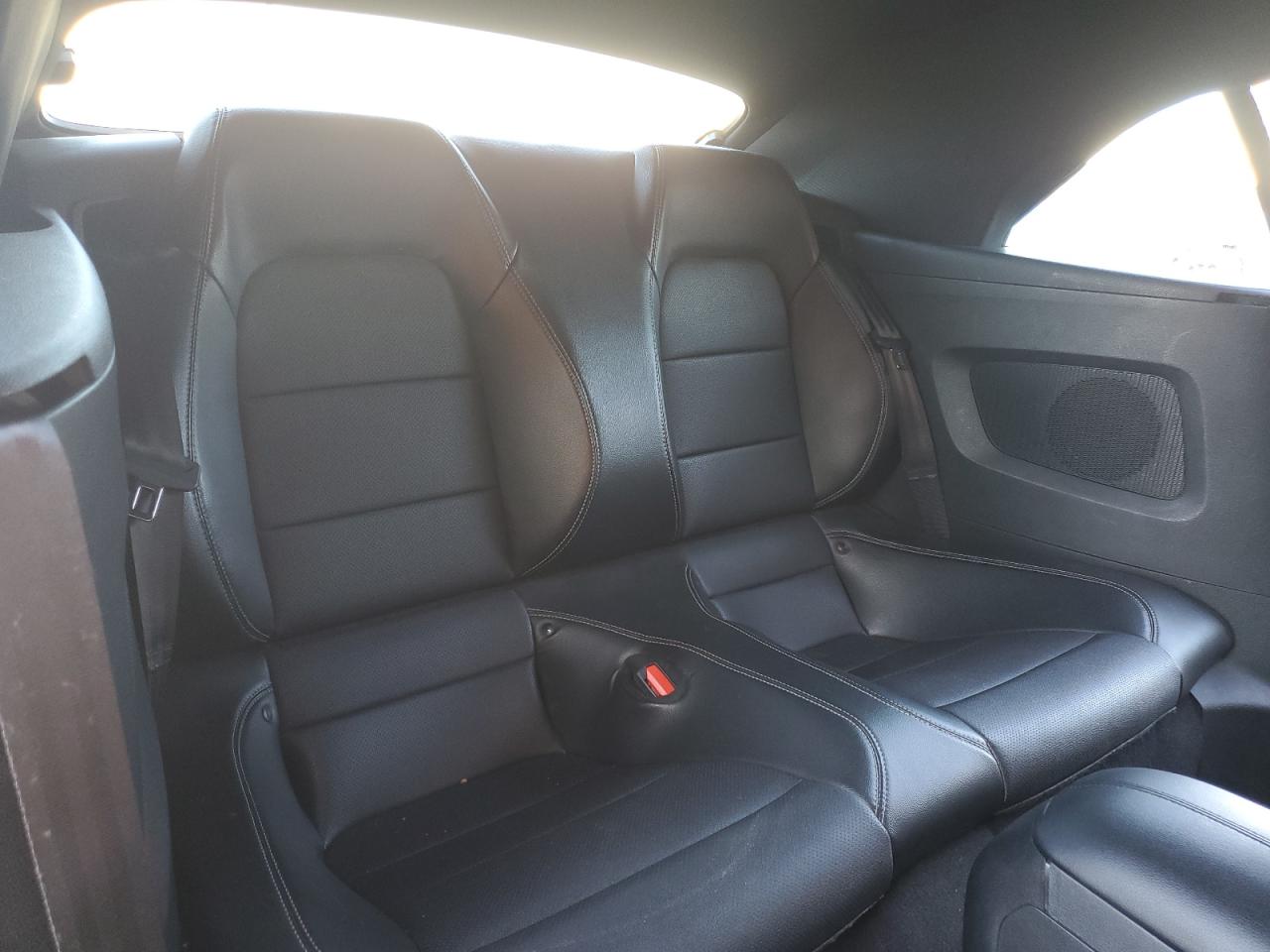 2022 Ford Mustang - Image 10