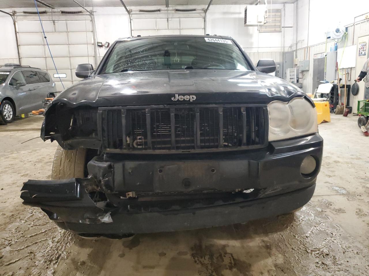 2006 Jeep Grand Cherokee - Image 5