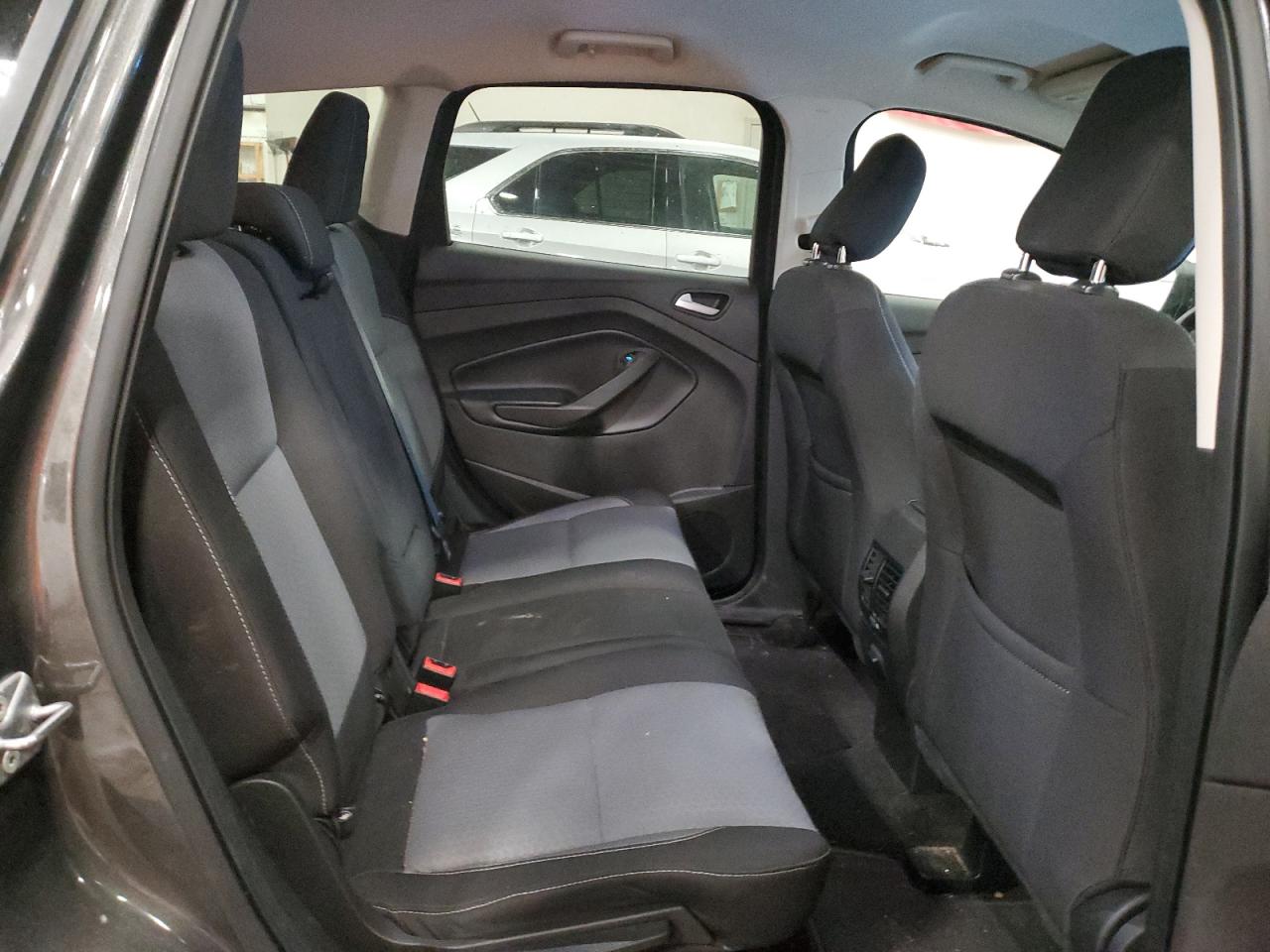 2019 Ford Escape - Image 11
