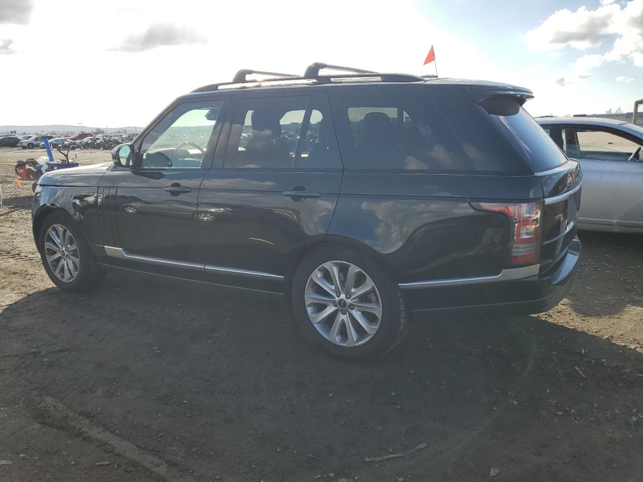 2013 Land Rover Range Rover - Image 2
